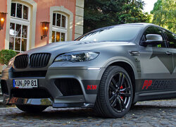 BMW X6 M, Bok, Przód