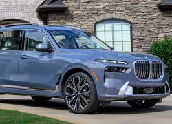 BMW X7, Przód, Bok