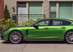 Bok Porsche Panamera S