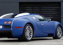 Bugatti Veyron Bleu Centenaire