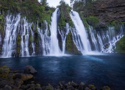 Wodospad, Burney Falls, Skały, Kalifornia, Stany Zjednoczone