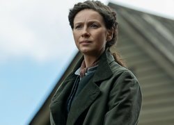 Caitriona Balfe jako Claire Fraser w serialu Outlander