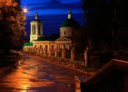 Cerkiew Trójcy Świętej na Wzgórzach Worobiowych w Moskwie