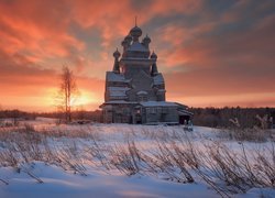 Cerkiew Włodzimierskiej Ikony Matki Bożej we wsi Żerebcowa Góra zimą