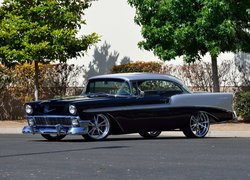 Chevrolet Bel Air Resto-Mod rocznik 1956