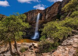 Stany Zjednoczone, Arizona, Skały, Wodospad, Chiva Falls, Drzewa