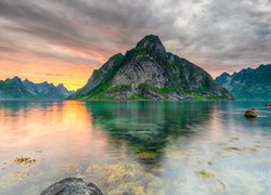 Góry, Morze Północne, Lofoty, Norwegia