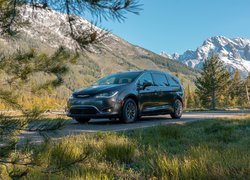 Chrysler Pacifica II na drodze