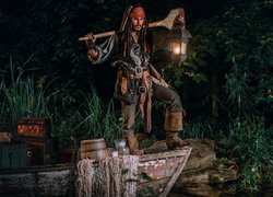 Cosplayer, Pirat, Jack Sparrow, Film, Piraci z Karaibów, Pirates of the Caribbean, Łódka, Latarnia