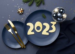 Nowy Rok, Cyfry, 2023, Talerze, Widelec, Nóż, Bombki, Gałązka