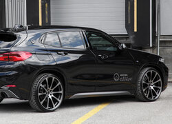 BMW X2, DAHLer