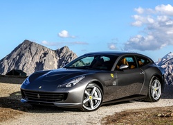 Ferrari, GTC 4 Lusso, Góry