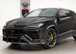 Czarne Lamborghini Urus