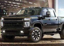 Czarny Chevrolet Silverado 2500 HD