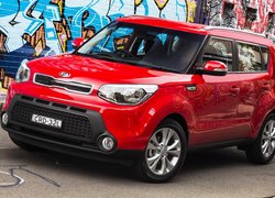 Czerwona Kia Soul