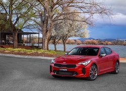 Czerwona, Kia Stinger GT