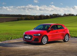 Czerwone Audi A1 Sportback