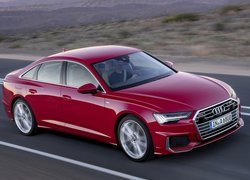 Czerwone Audi A6 C8