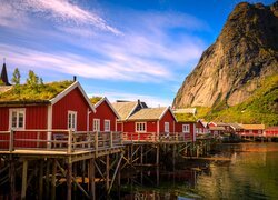 Norwegia, Reine, Lofoty, Góra, Morze, Domy, Czerwone