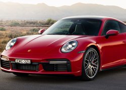 Czerwone Porsche 911 Turbo