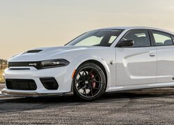 Dodge Charger Hennessey H1000 Stand Charger