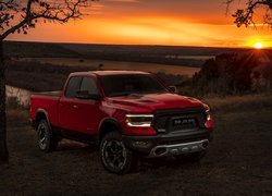 Dodge Ram 1500, 2019, Zachód Słońca