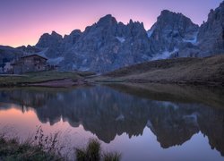 Włochy, Góry, Dolomity, Szczyt, Cimon della Pala, Jezioro, Schronisko Baita Segantini, Dom, Odbicie