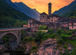 Kościół, Domy, Góry, Most, Rzeka, Lavertezzo, Kanton Ticino, Szwajcaria
