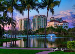 Domy i park w Palm Beach Gardens na Florydzie