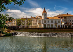 Portugalia, Tomar, Rzeka Nabao, Domy