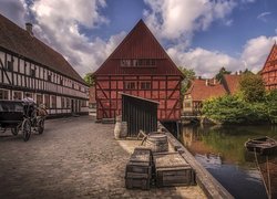 Domy nad rzeką w mieście Aarhus