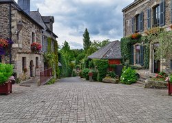 Kamienny, Domy, Kwiaty, Uliczka, Rochefort en Terre, Bretania, Francja