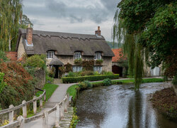 Anglia, Thornton le Dale, Hrabstwo North Yorkshire, Domy, Rzeka, Mostek, Drzewa