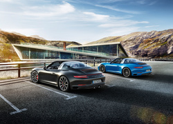 Dwa, Porsche 911 Targa 4, Niebieski, Czarny