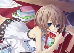 Dziewczyna czytająca książkę