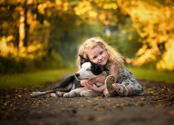 Dziewczynka, Border collie, Droga, Liście