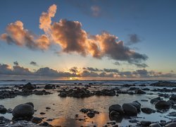 El Golfo, Lanzarote, Wyspy Kanaryjskie, Morze, Wybrzeże, Kamienie, Zachód Słońca, Chmury