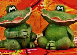 Figurki zielonych żab