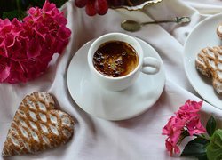 Kawa, Pierniki, Serduszka, Kwiaty, Hortensje