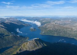 Góry, Fiord, Gullesfjorden, Lofoty, Norwegia