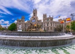 Fontanna Kybele na Plaza de Cibeles w Madrycie