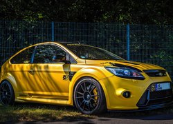 Żółty, Ford Focus RS II, Ogrodzenie