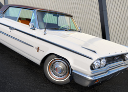 Zabytkowy, Ford Galaxie 500, 1963