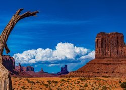 Stany Zjednoczone, Stan Utah, Region Monument Valley - Dolina Monumentów, Skały, Niebo, Chmury