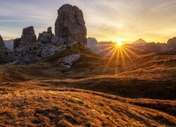 Formacje skalne we włoskich Dolomitach