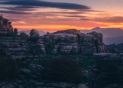 Zachód słońca, Formacja skalna, Góry, Skały, Rezerwat Torcal de Antequera, Prowincja Malaga, Hiszpania