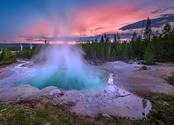 Stany Zjednoczone, Stan Wyoming, Park Narodowy Yellowstone, Gejzery, Gorące źródła