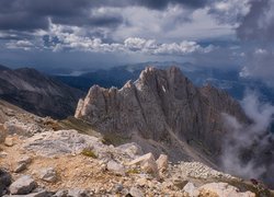 Góry, Gran Sasso, Góra, Corno Piccolo, Skały, Chmury, Prowincja Teramo, Włochy