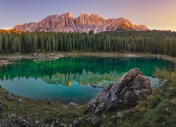 Jezioro, Lago Karersee, Carezza, Góry, Dolomity, Las, Drzewa, Odbicie, Południowy Tyrol, Włochy