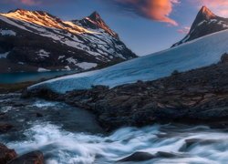 Park Narodowy Jotunheimen, Góry Jotunheimen, Rzeka, Zima, Norwegia